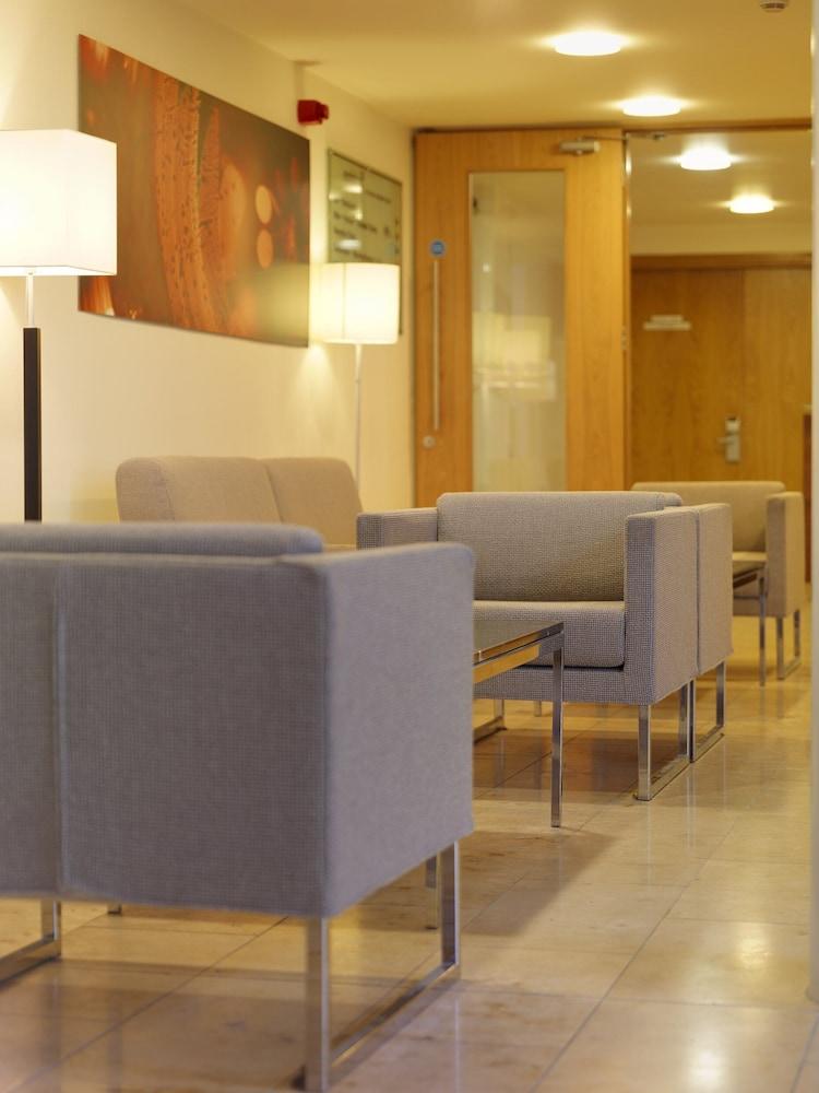 Maldron Hotel Portlaoise Extérieur photo